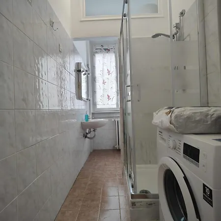 Bilocale 40 Mq Con Parcheggio Privato Apartment Milan Exterior photo